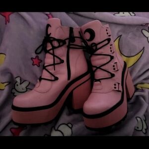 Killstar Pink Broomrider Gothic Moon Boots Hot Topic Dollskill Widow Sourpuss